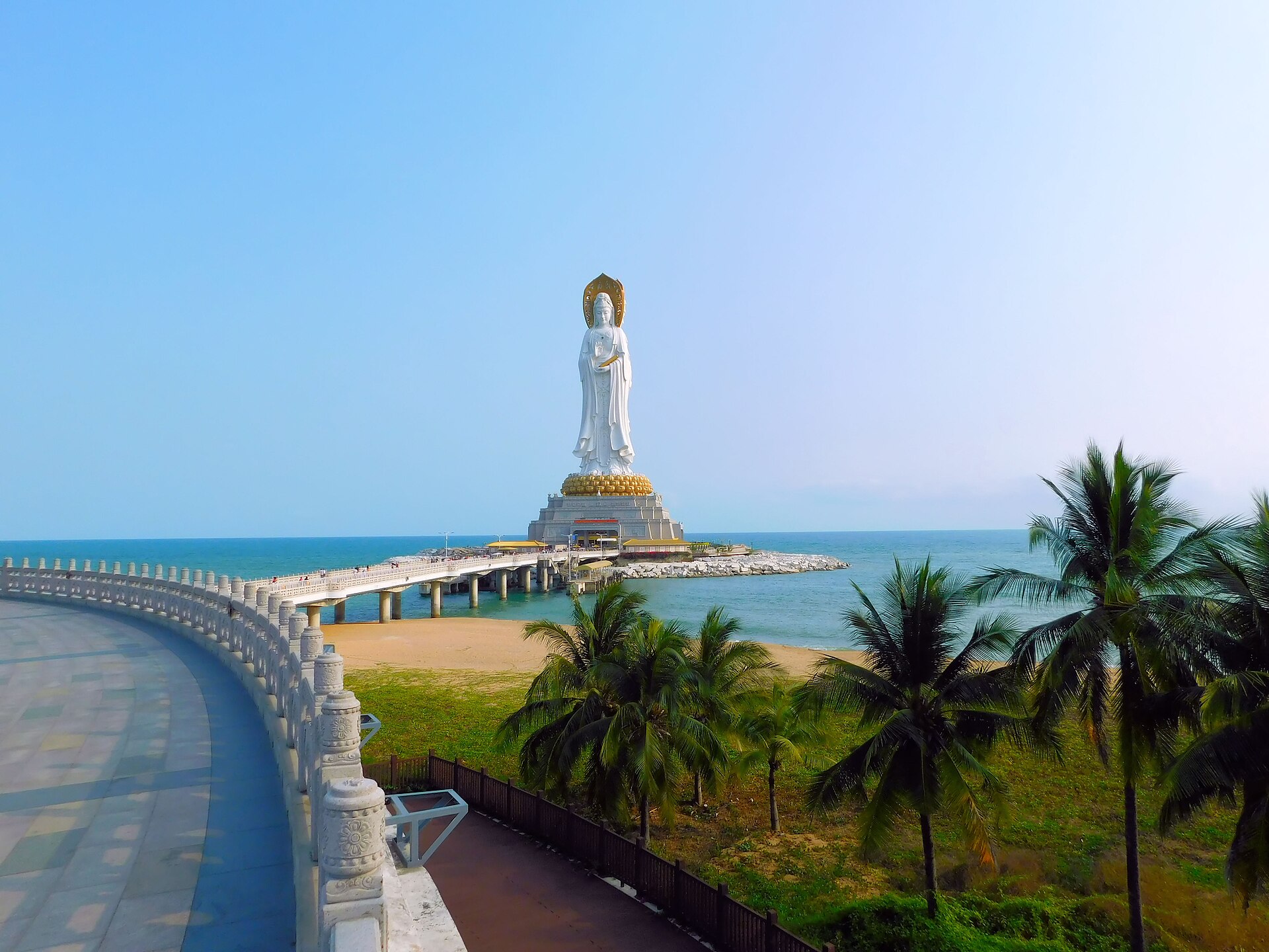 The 108-metre sea-facing Guanyin at Nanshan